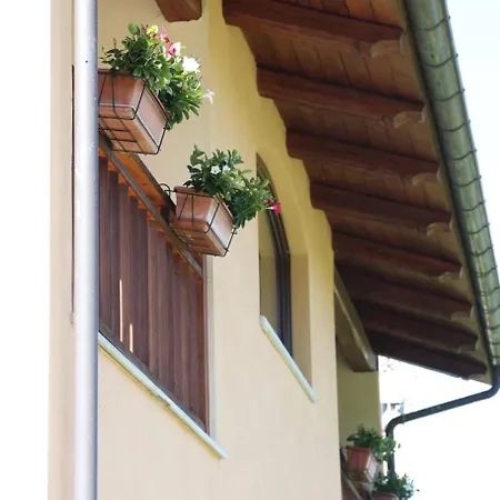 Luce Sul Bric Holiday home *