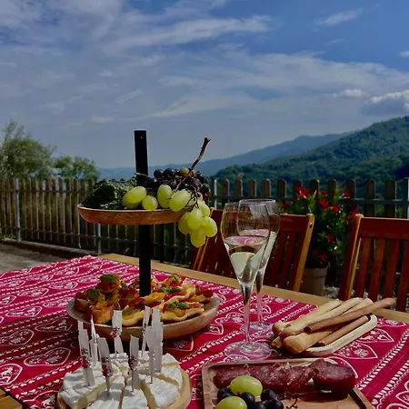 Luce Sul Bric Gambasca