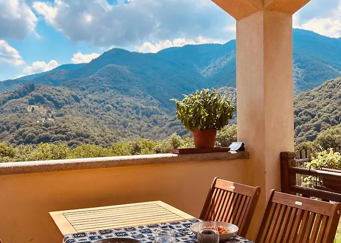 Luce Sul Bric Holiday home